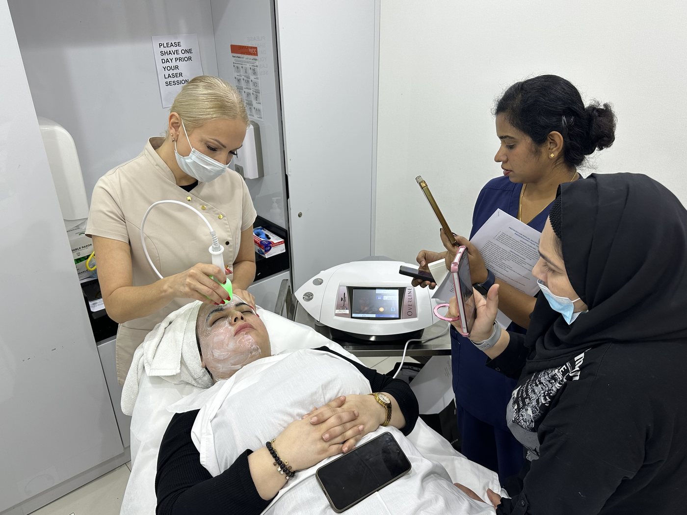 Hands-on operator training with clinic professionals
